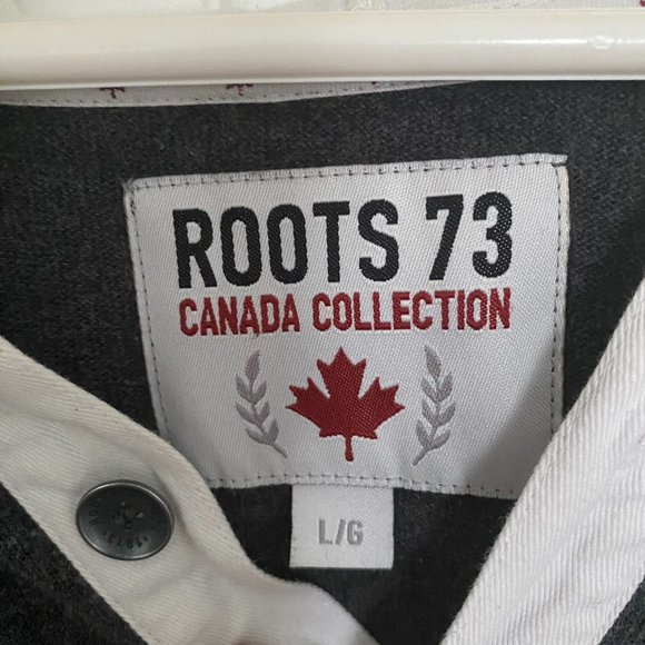 Roots Mens Hoodie Grey body with white hood in Large - Picture 3 of 3